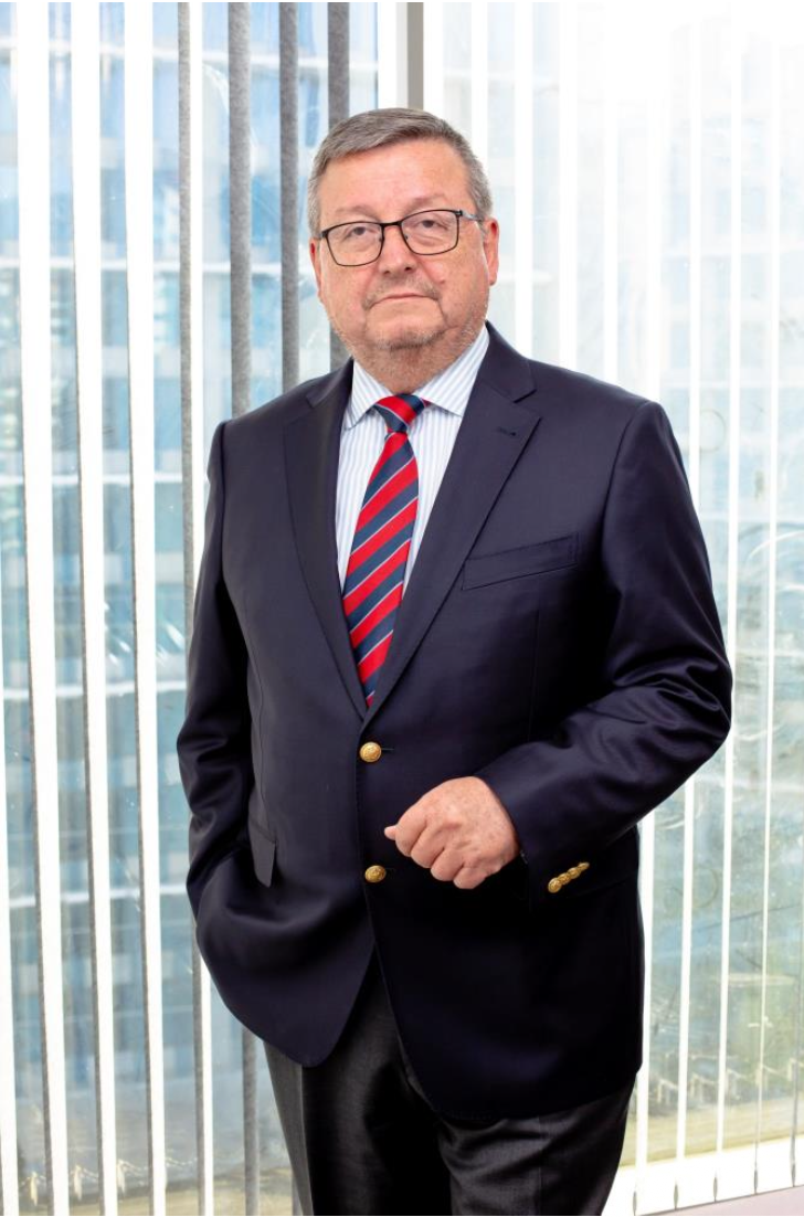 Retrato de Rolando Ulloa Silva, socio fundador