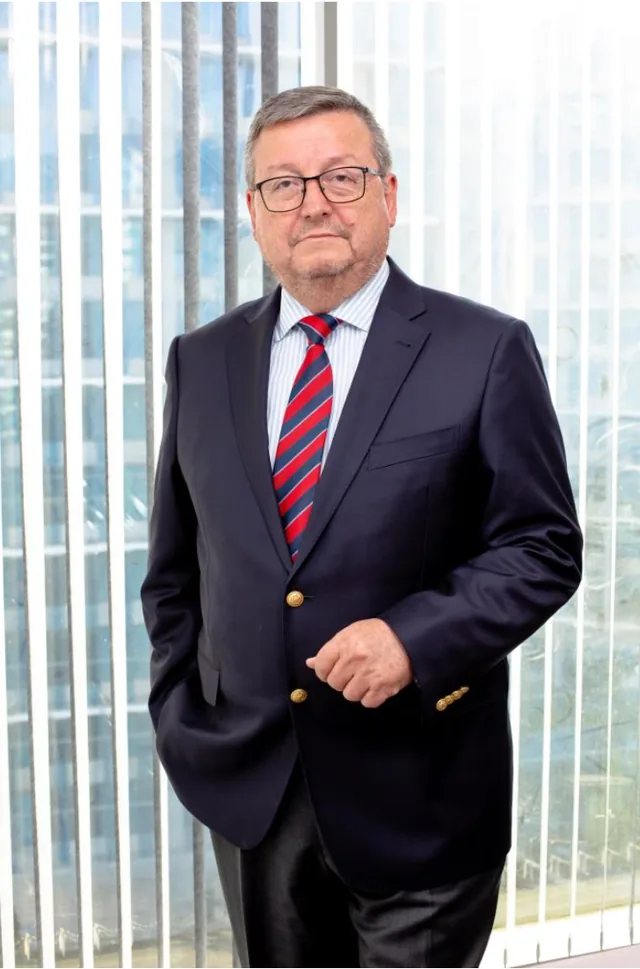 Retrato de Rolando Ulloa Silva, socio fundador